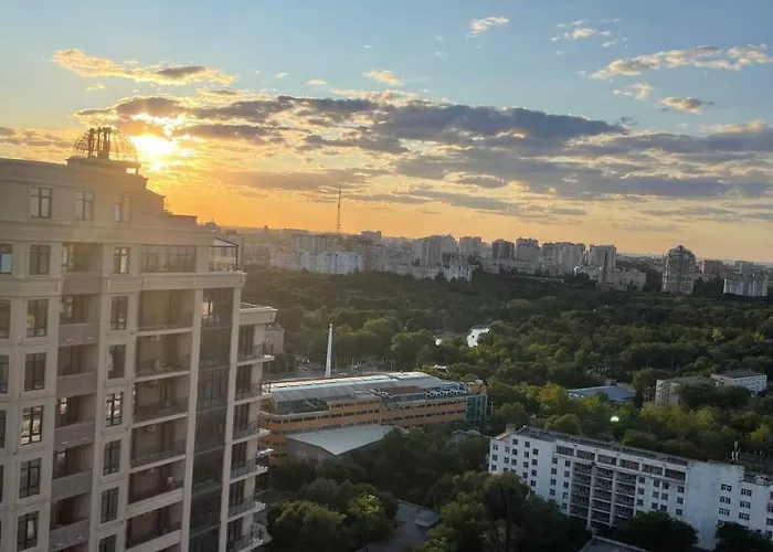 стильные Loft Apartment Odessa